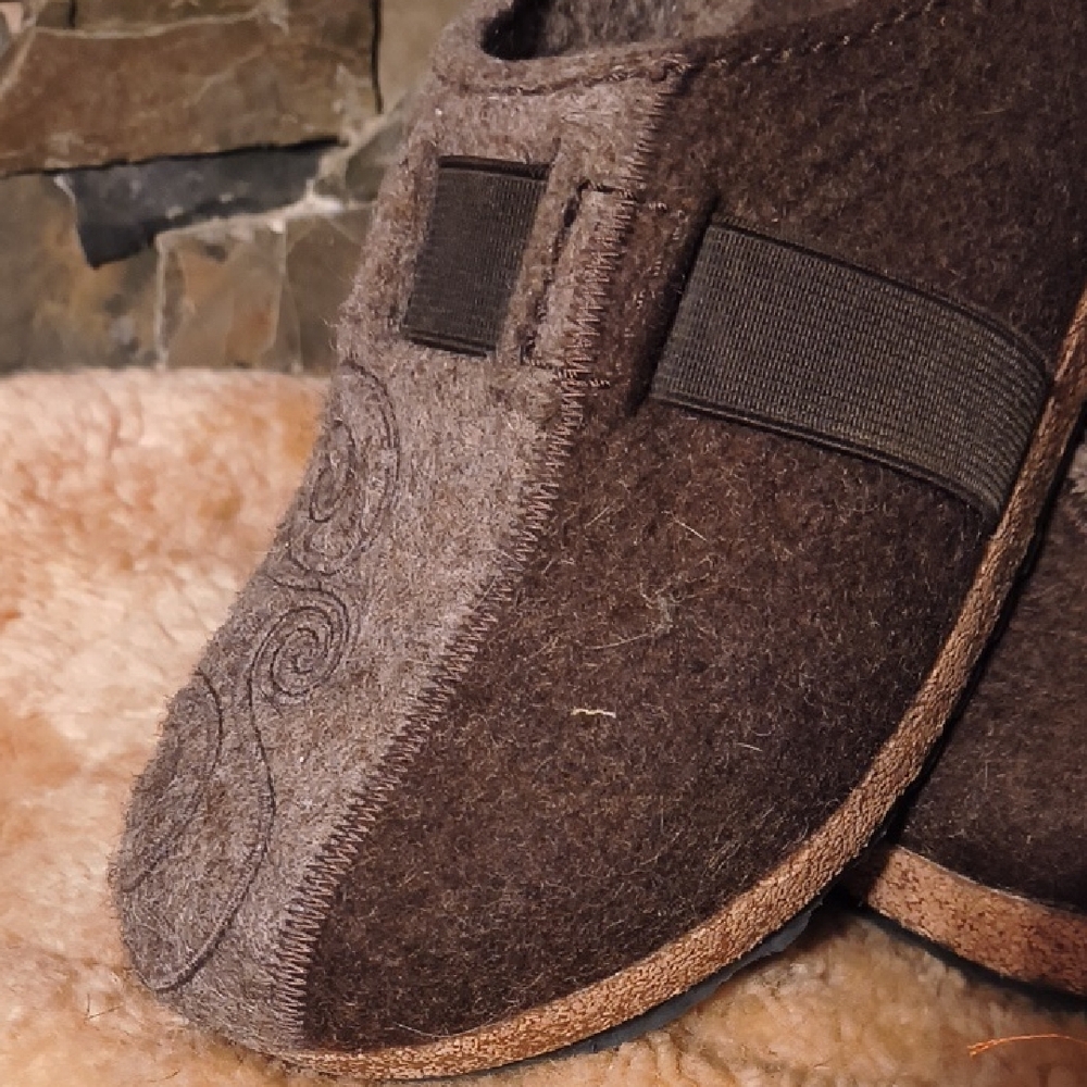 HAFLINGER Brown Wool Mules/Clogs So Comfortable! Classic Indoor/Outdoor Slippers - Picture 7 of 8